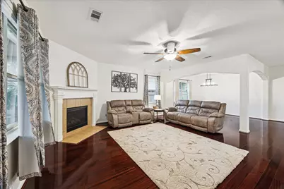 191 Maple Grove Drive, Conroe, TX 77384 - Photo 6