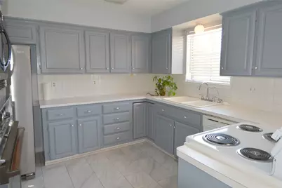 6707 Las Brisas Drive, Houston, TX 77083 - Photo 16