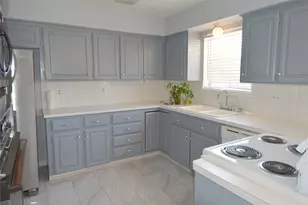 6707 Las Brisas Dr, Houston, TX 77083 - Photo 16