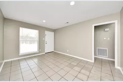 1736 Crestdale Drive #8, Houston, TX 77080 - Photo 8