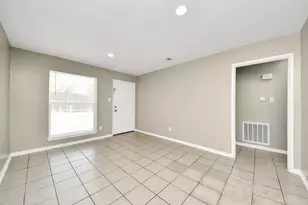 1736 Crestdale Dr, Houston, TX 77080 - Photo 8