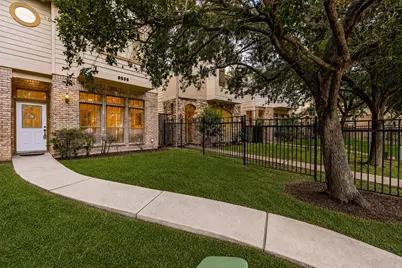 9036 Lakes At 610 Drive, Houston, TX 77054 - Photo 24
