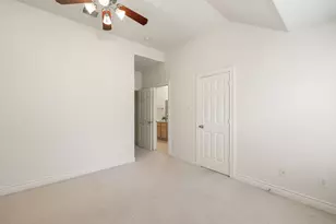 9036 Lakes at 610 Dr, Houston, TX 77054 - Photo 22