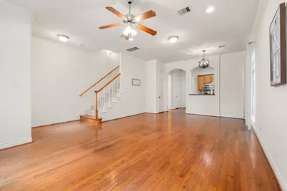 9036 Lakes At 610 Drive, Houston, TX 77054 - Photo 4