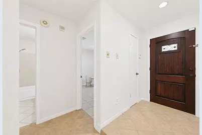 7518 Alcomita Drive, Houston, TX 77083 - Photo 8