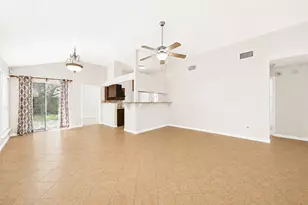 7518 Alcomita Dr, Houston, TX 77083 - Photo 8