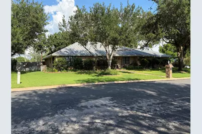 108 Meadow Drive, Schulenburg, TX 78956 - Photo 40