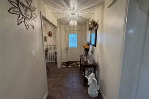 108 Meadow Dr, Schulenburg, TX 78956 - Photo 6