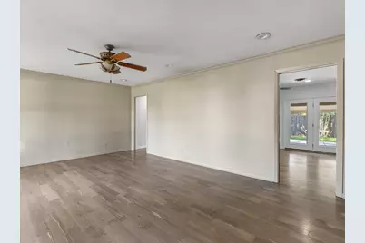 2909 La Vista Avenue, Bay City, TX 77414 - Photo 6