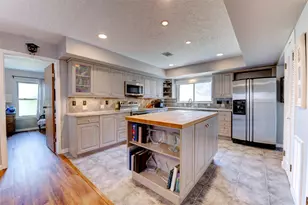 8710 Storm Wood St, Houston, TX 77040 - Photo 12