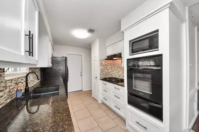 1415 Parry Sound, Pasadena, TX 77504 - Photo 12