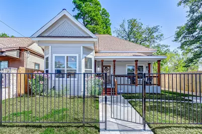 2008 Common Street, Houston, TX 77009 - Photo 1