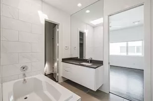 1157 W 18th St, Houston, TX 77008 - Photo 30