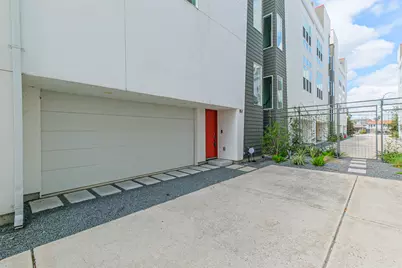 1157 W 18th Street, Houston, TX 77008 - Photo 2