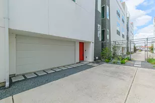 1157 W 18th St, Houston, TX 77008 - Photo 2