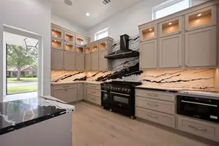 3957 Charleston St, Houston, TX 77021 - Photo 10