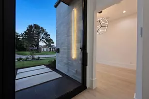 3957 Charleston St, Houston, TX 77021 - Photo 6