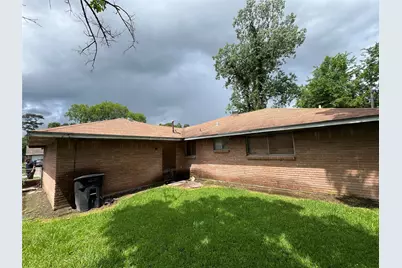 9310 Richland Drive, Houston, TX 77078 - Photo 8