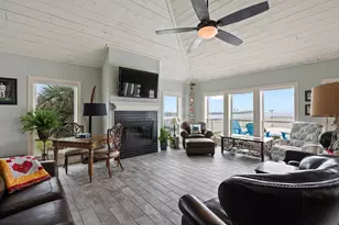 12 Tiki Cir, Tiki Island, TX 77554 - Photo 26