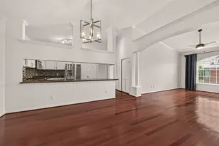 2111 Welch St, Houston, TX 77019 - Photo 4