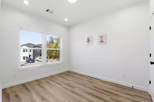 7958 Henson St, Houston, TX 77028 - Photo 16