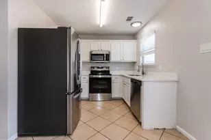 5622 Coastal Way, Houston, TX 77085 - Photo 8