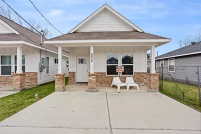 9814 Masterson St, Houston, TX 77029 - Photo 2