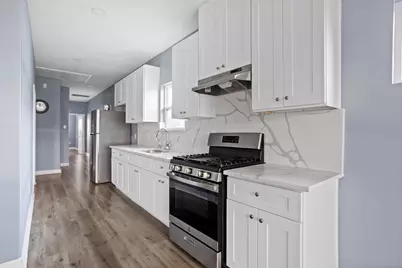 9814 Masterson St, Houston, TX 77029 - Photo 8