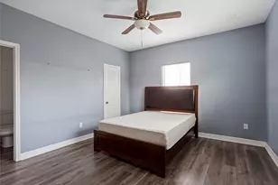 9814 Masterson St, Houston, TX 77029 - Photo 10