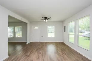 3013 Brackenridge St, Houston, TX 77026 - Photo 10