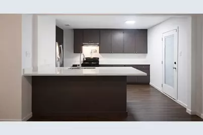 916 Parkway Street, Baytown, TX 77520 - Photo 6