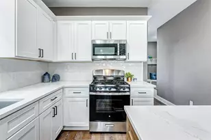 8027 Betty Boop St, Houston, TX 77028 - Photo 12