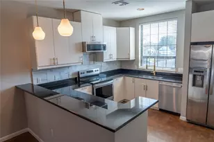 310 S Jensen Dr, Houston, TX 77003 - Photo 26