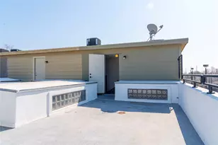 310 S Jensen Dr, Houston, TX 77003 - Photo 6