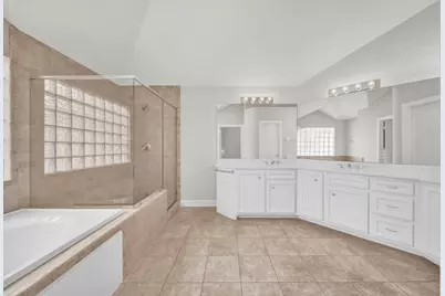 650 Westcross Street #56, Houston, TX 77018 - Photo 16