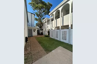 2318 Dorrington Street Street #3, Houston, TX 77030 - Photo 4