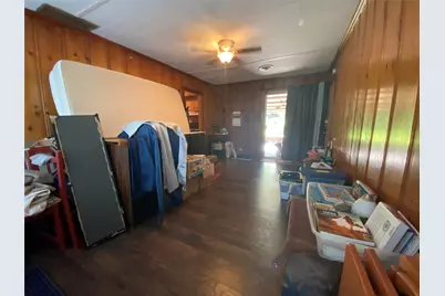 1016 Pecan Street, Huntsville, TX 77320 - Photo 14