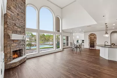 27 Pleasure Cove Drive, The Woodlands, TX 77381 - Photo 14