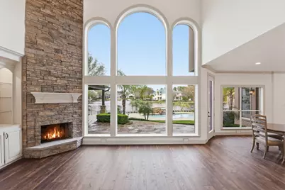 27 Pleasure Cove Drive, The Woodlands, TX 77381 - Photo 10