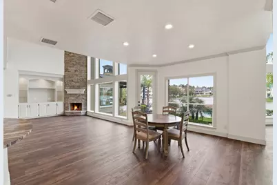 27 Pleasure Cove Drive, The Woodlands, TX 77381 - Photo 12