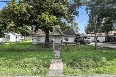 7007 Gonzales Street, Houston, TX 77020 - Photo 1