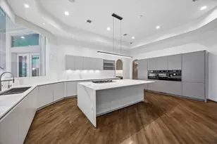 11602 Versailles Lakes Ln, Houston, TX 77082 - Photo 12