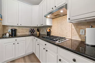 6422 Walston Bend Drive, Sugar Land, TX 77479 - Photo 12