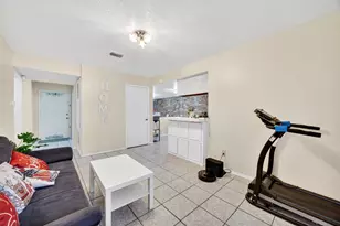 12223 Sharpview Dr, Houston, TX 77072 - Photo 12
