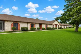12223 Sharpview Dr, Houston, TX 77072 - Photo 4