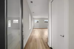 8115 Esther Acres, Houston, TX 77088 - Photo 4