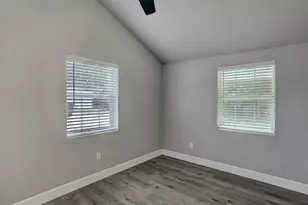 2322 Central St, Dickinson, TX 77539 - Photo 10