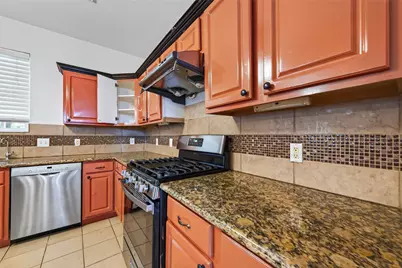 12214 Doe Meadow Drive, Stafford, TX 77477 - Photo 10