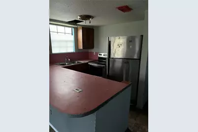 12022 Annette Road #CR657, Angleton, TX 77515 - Photo 20