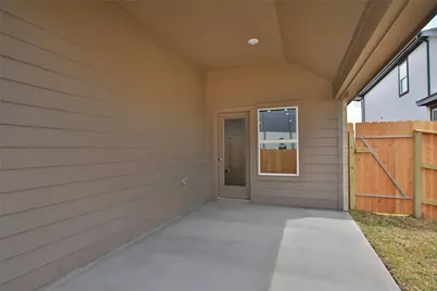 2106 Villa Flora Lane, Friendswood, TX 77546 - Photo 32